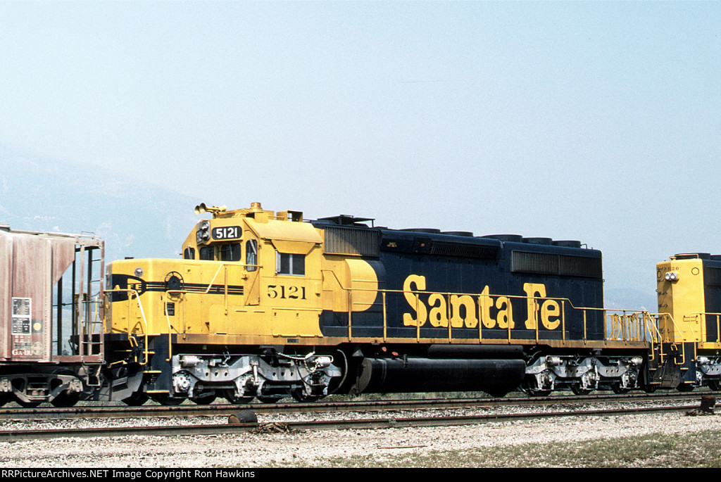 ATSF 5121 (REPOST)